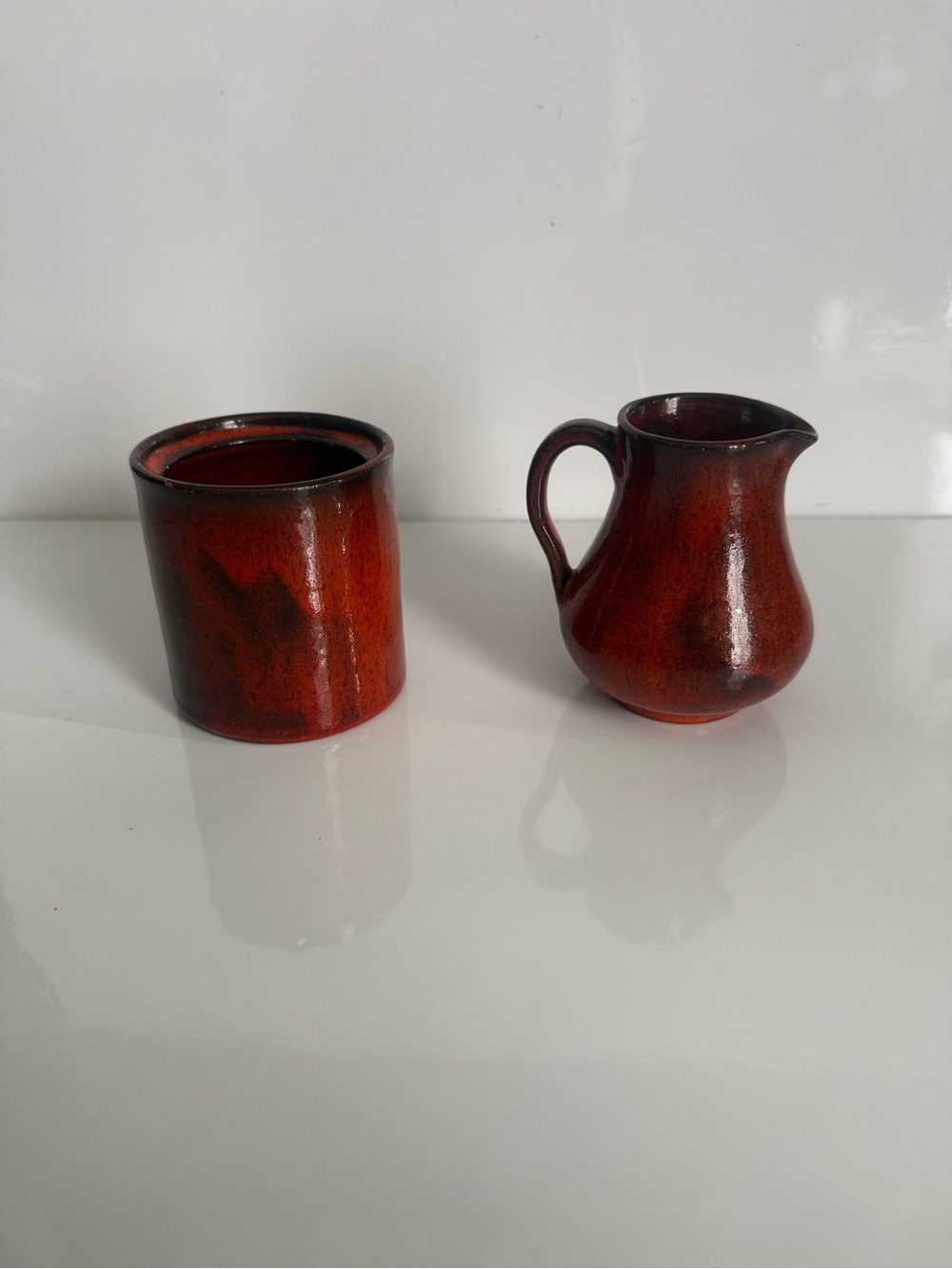 Vintage Pottery Lava Glaze Signed Cream And Sugar Dishes - Picture 2 of 4